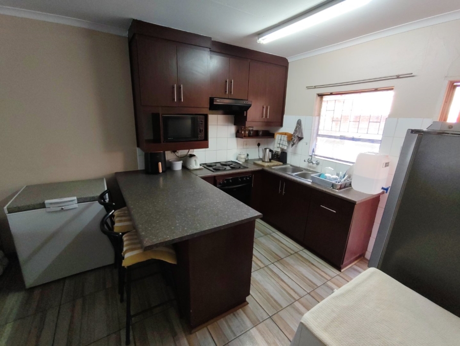 To Let 2 Bedroom Property for Rent in Langenhovenpark Free State